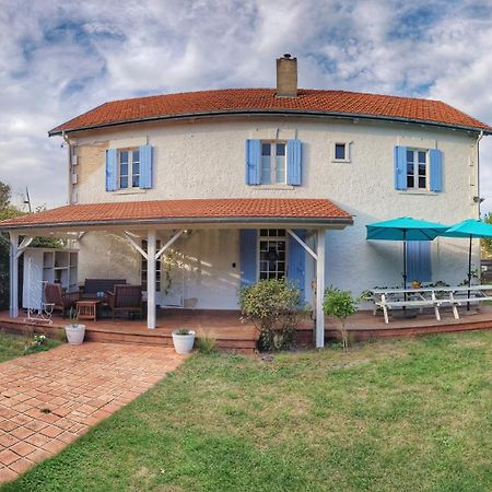 Charmante Maison Dans Les Landes X 10 Avec Piscine Et Salle D Escalade Lue ภายนอก รูปภาพ