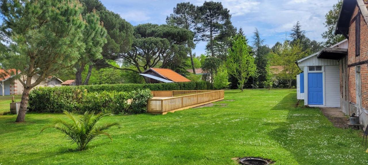 Charmante Maison Dans Les Landes X 10 Avec Piscine Et Salle D Escalade Lue ภายนอก รูปภาพ
