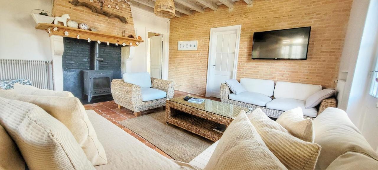 Charmante Maison Dans Les Landes X 10 Avec Piscine Et Salle D Escalade Lue ภายนอก รูปภาพ